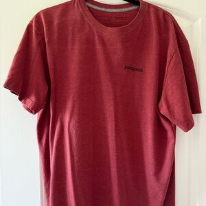 Patagonia Men's Maroon Short Sleeve Tee